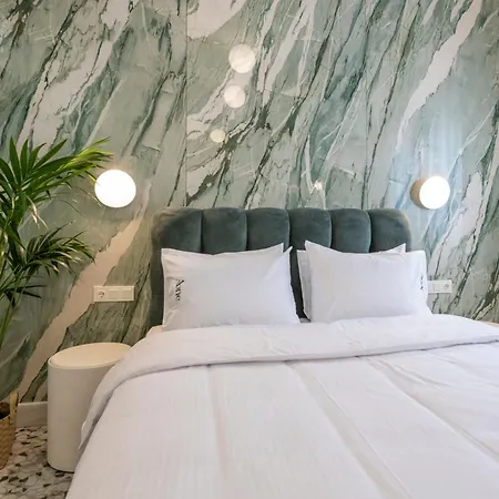 Aone Luxury Апартаменты