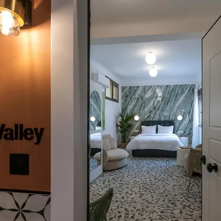Aone Luxury Апартаменты *