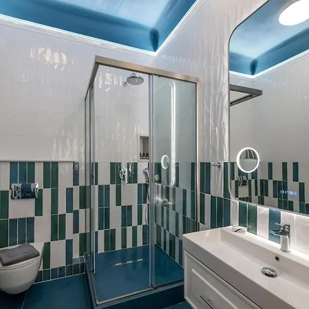 Aone Luxury Апартаменты